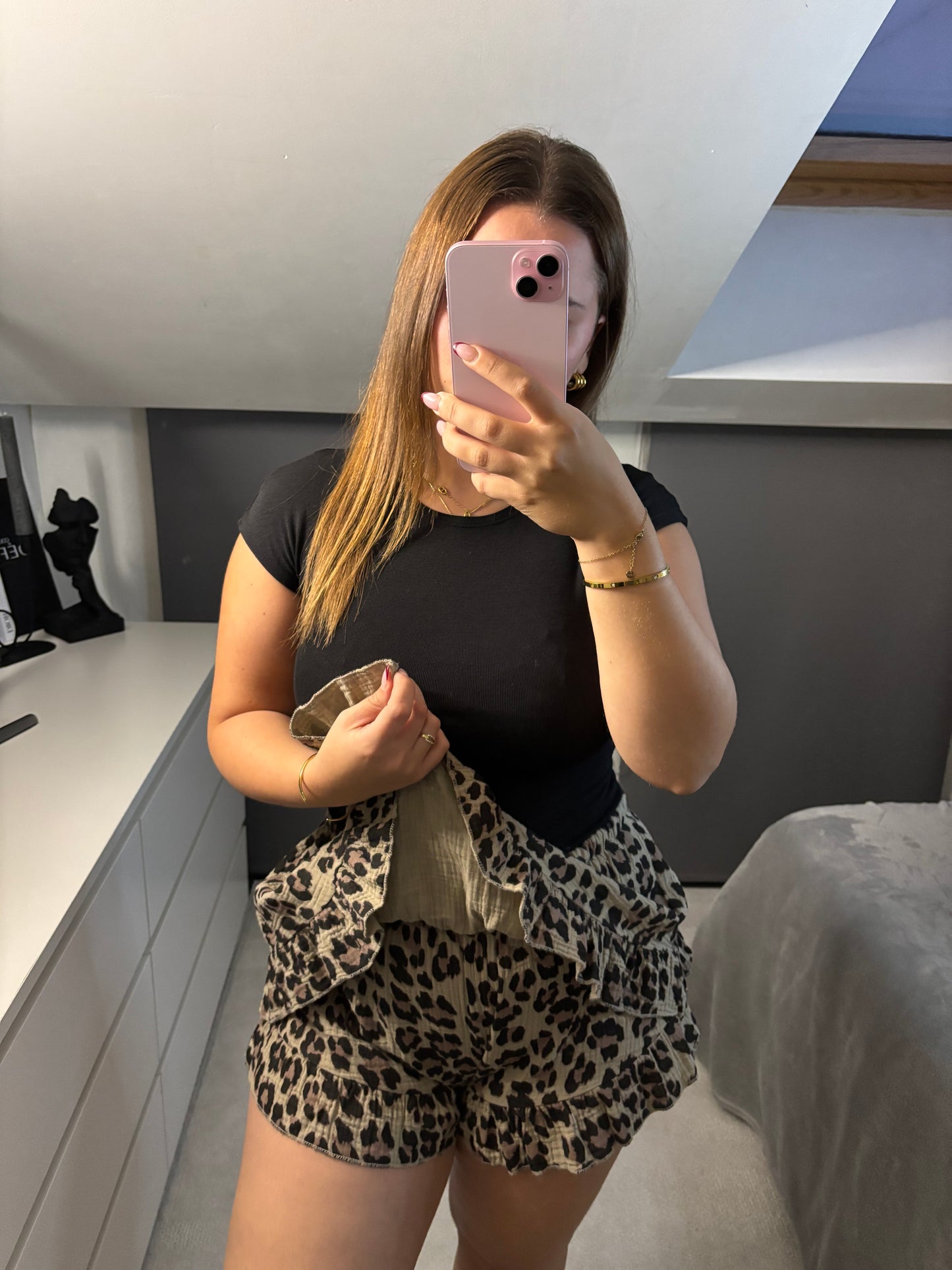 PAULINE